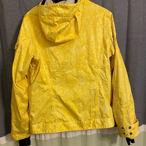 Oakley women’s snowboard jacket size small - Picture 2 of 7